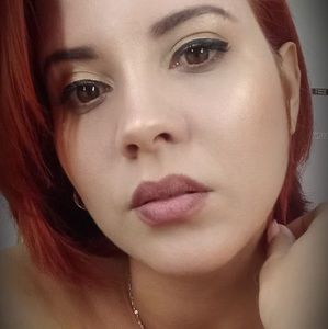 Meet your Posher, Anyela